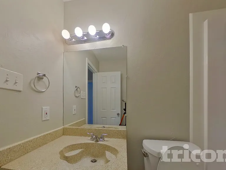 6625 Old Whitley Rd — Photo 14