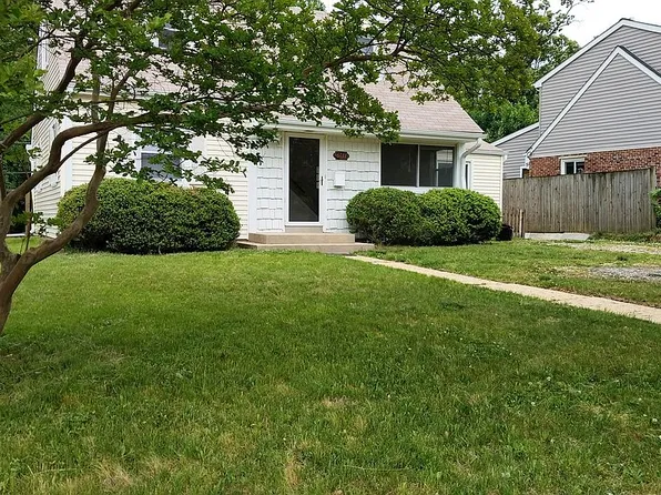 6711 Swarthmore Dr, Alexandria, VA 22307