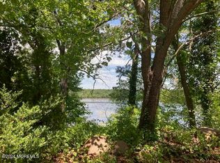 1616 Lawrence Ave, Toms River, NJ 08757