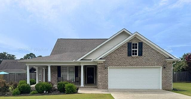 1st image of 411 Dominion Dr SE