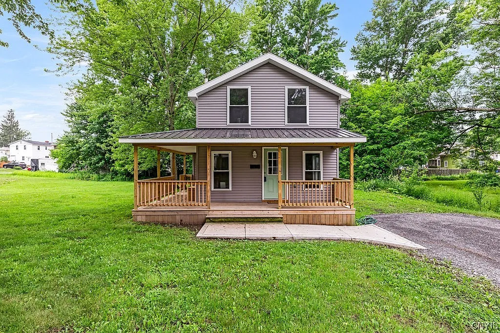 19 Cherry St photo 1