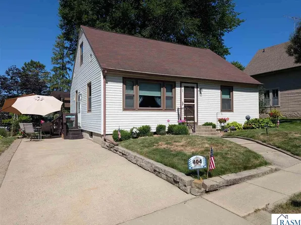 404 N Craig St, Janesville, MN 56048