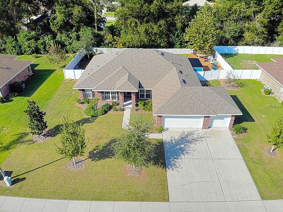 3rd image of 704 Cinnamon Fern Ln