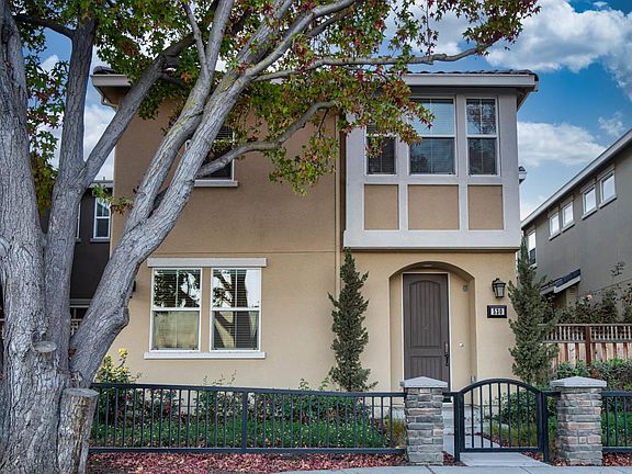 2nd image of 530 Aspen Pl