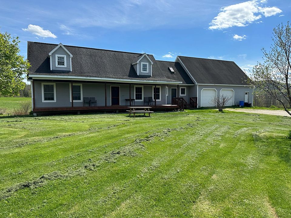 1st image of 894 Mountain Rd