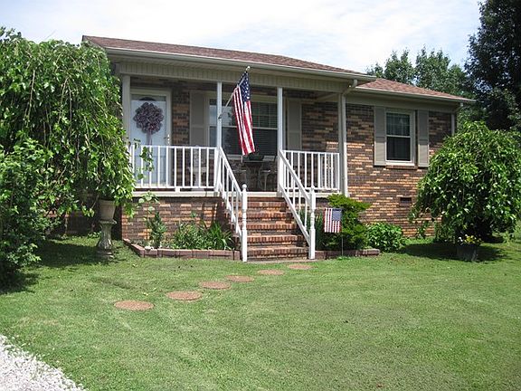2nd image of 2113 Amber Meadows Rd