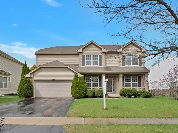 9341 Diana Ln, Huntley, IL 60142
