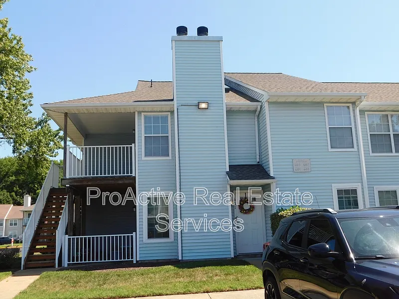 603 Spirit Ct #1
