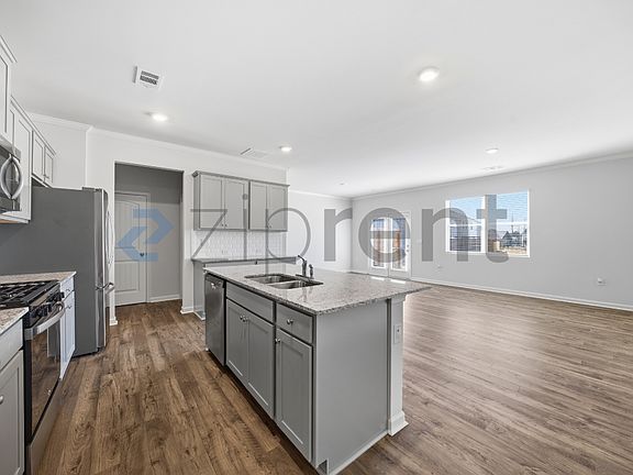 4th image of 2363 Blue Monarch Dr