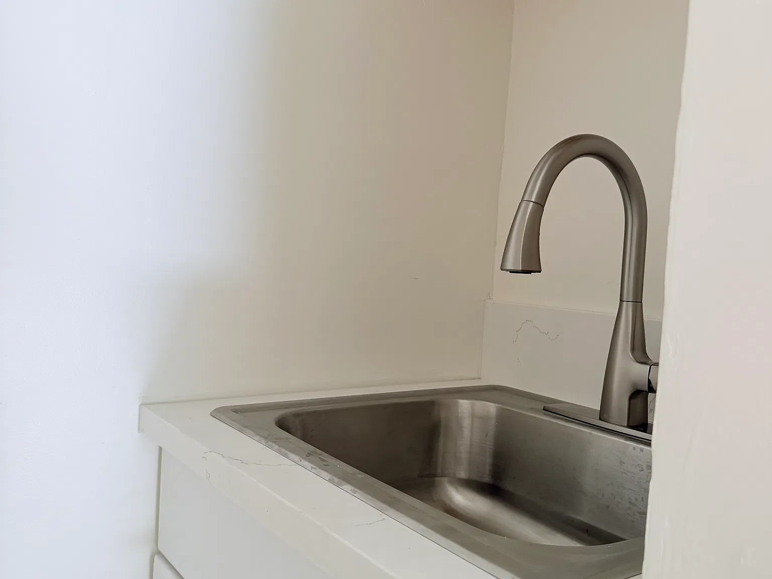 Studio, 350 sqft, $1,395 — Photo 4