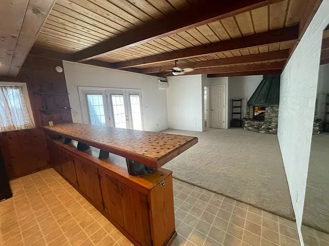 Seacoast Dr — Photo 1
