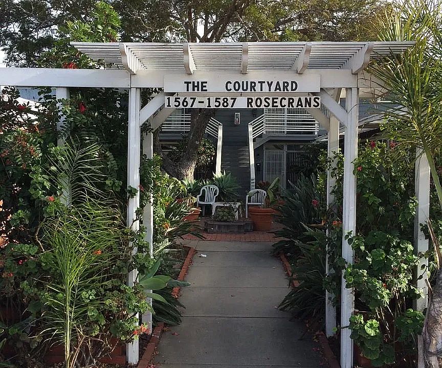 1st image of 1571 Rosecrans St #1571