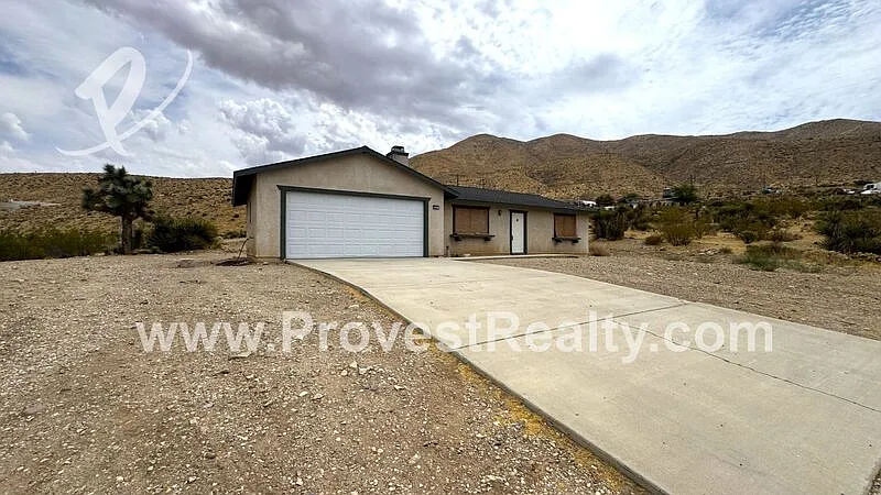 3 bed, 2.0 bath, 1257 sqft, $1,950 — Photo 2