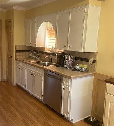 2nd image of 1185 Chatwood Dr