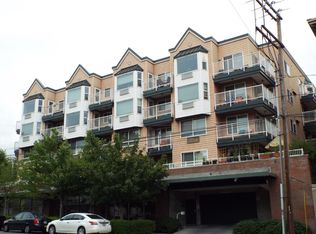 1307 N 43rd St APT 204, Seattle, WA 98103