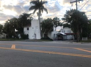 1897 Bacom Point Rd, Pahokee, FL 33476