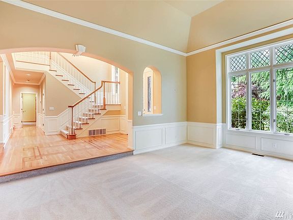 4th image of 25709 SE 32nd Pl
