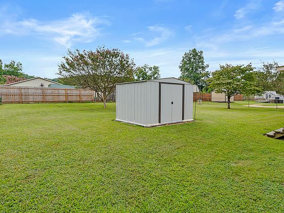 4th image of 1206 Judys Ln