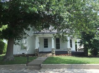 110 15th St, Paris, KY 40361