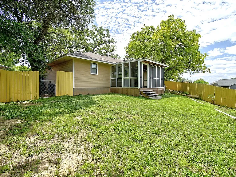 117 Dover Dr — Photo 30