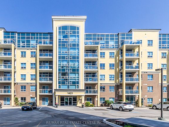 2nd image of 1421 Costigan Rd #404