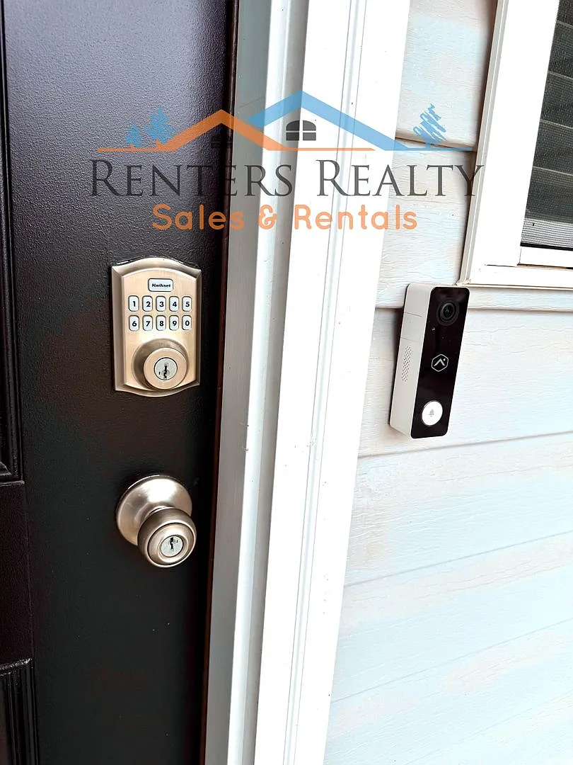 4 bedroom Townhouse in Madison — Photo 4