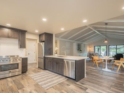 52 Country Clb, Pacific Grove, CA, 93950
