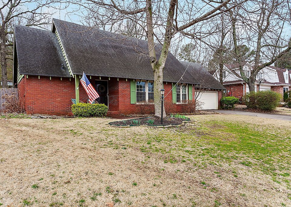 1st image of 1027 E Bonnie Ln