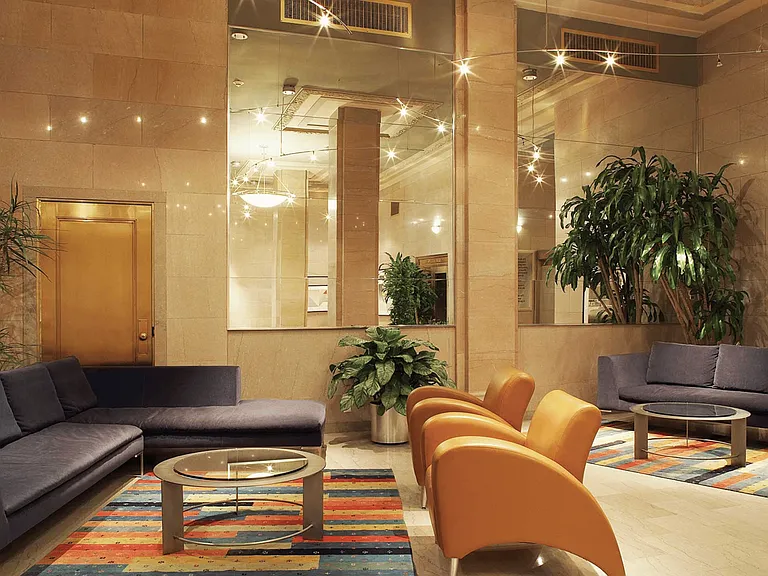 The Lofts at 1835 Arch — Photo 16
