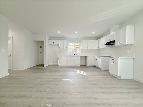 4th image of 1485 W 154th St