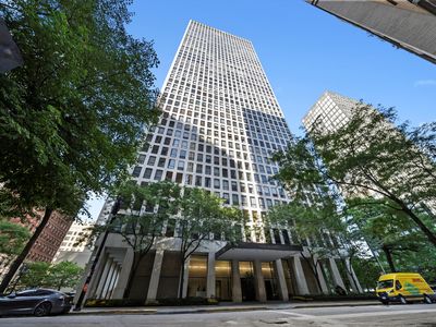260 E Chestnut St APT 2107, Chicago, IL, 60611