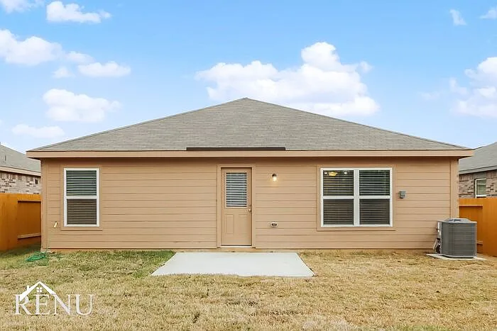 10506 Sweetwater Creek Dr — Photo 17