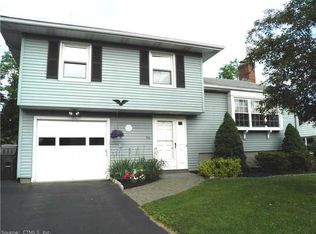 56 Westmont Dr, Middletown, CT 06457
