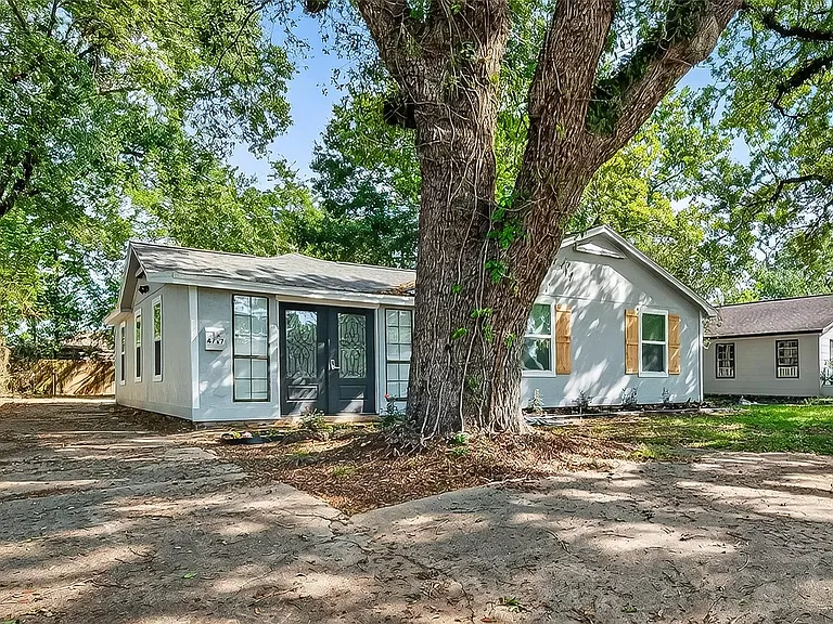 4727 Arvilla Ln — Photo 2