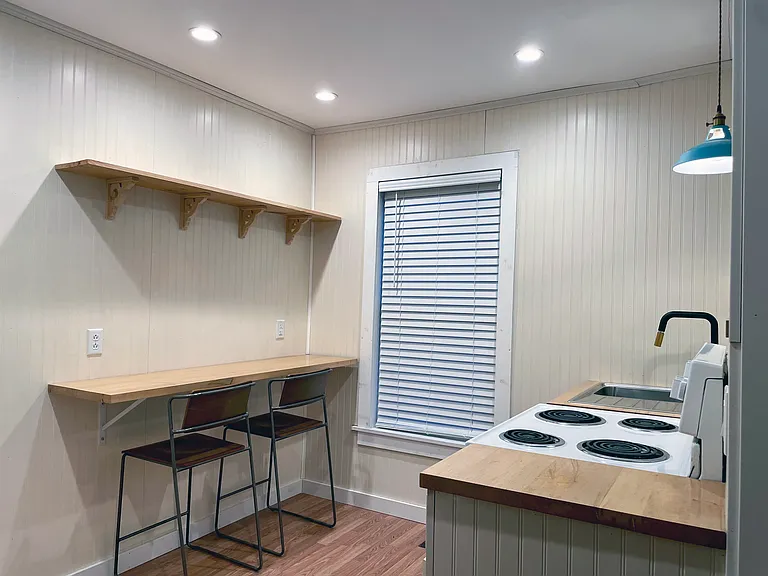 21 Pine St #1 — Photo 2