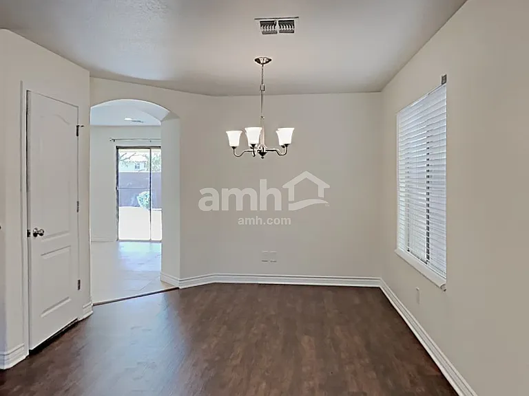 28402 N 25th Ave — Photo 6