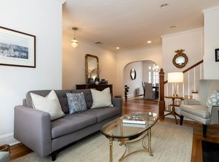 3021 Dent Pl NW, Washington, DC 20007