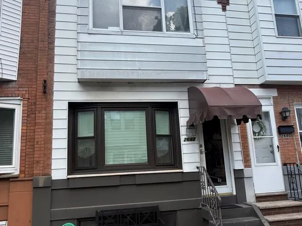 2642 S Iseminger St, Philadelphia, PA 19148
