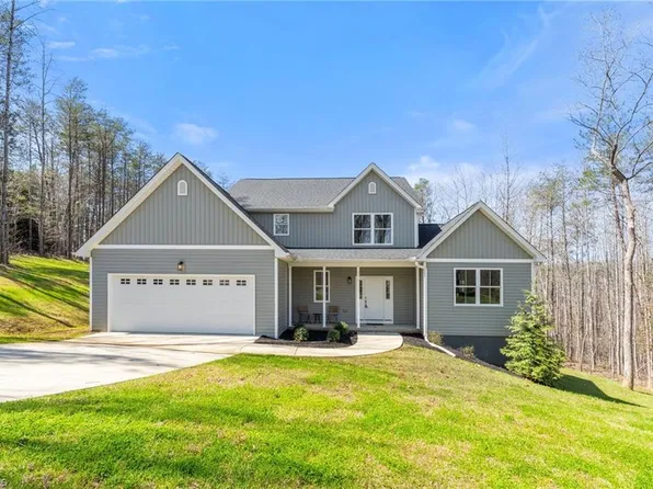 2578 Whipporwill Ct, Rural Hall, NC 27045