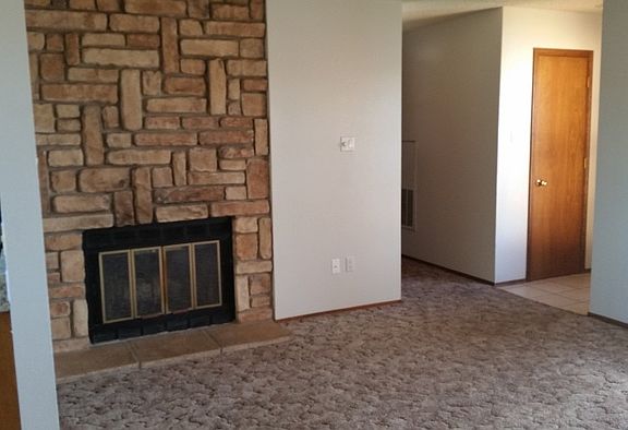 4th image of 1200 Manana Blvd