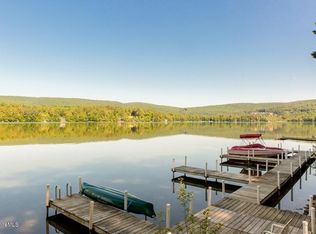 29 Mahkeenac Rd, Stockbridge, MA 01262