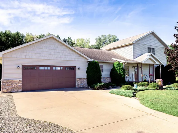 1929 Lakes Edge Ln, Friendship, WI 53934