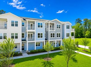 635 N Laurel St, Summerville, SC 29483