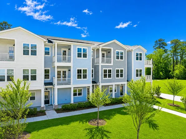 635 N Laurel St, Summerville, SC 29483