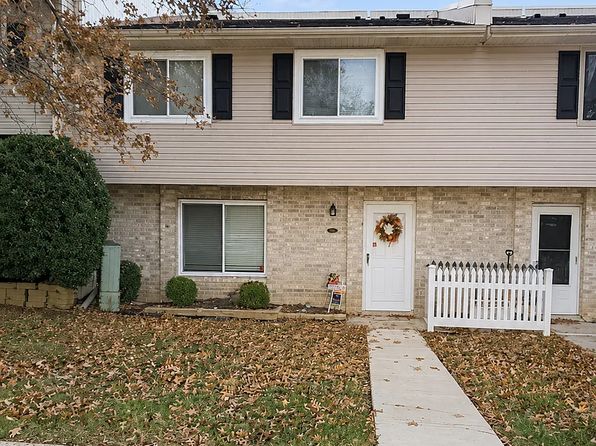 233 Village Walk