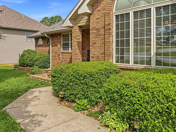 5th image of 475 Mockingbird Ridge