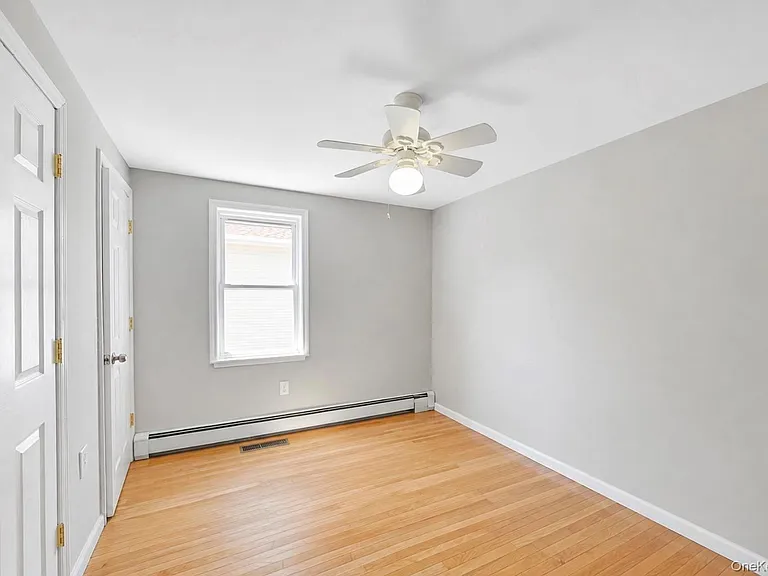 308 Bedell St — Photo 27