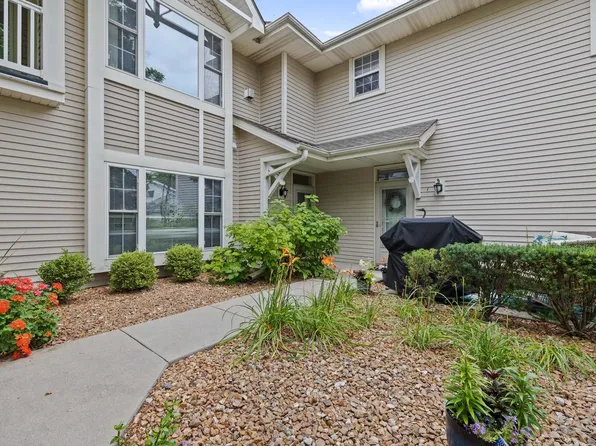 6235 Walnut LANE #2, Cudahy, WI 53110