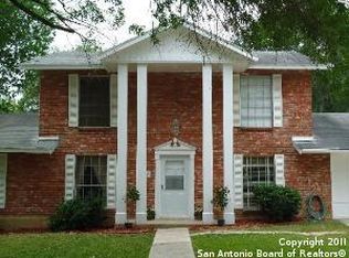 446 De Soto Dr, Universal City, TX 78148
