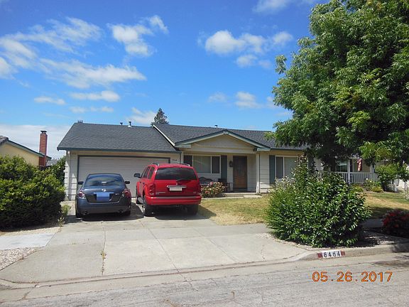 3rd image of 6464 San Anselmo Way